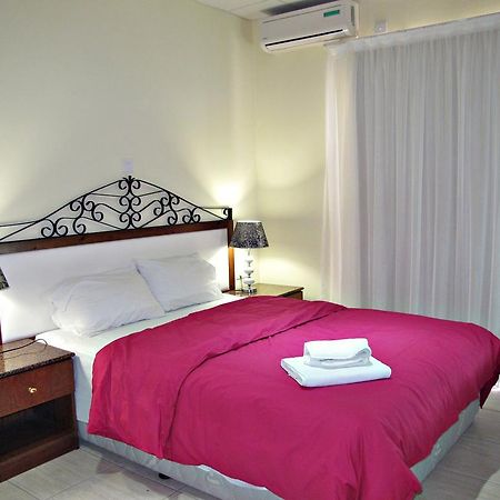Mackenzie Beach Hotel Larnaca Luaran gambar
