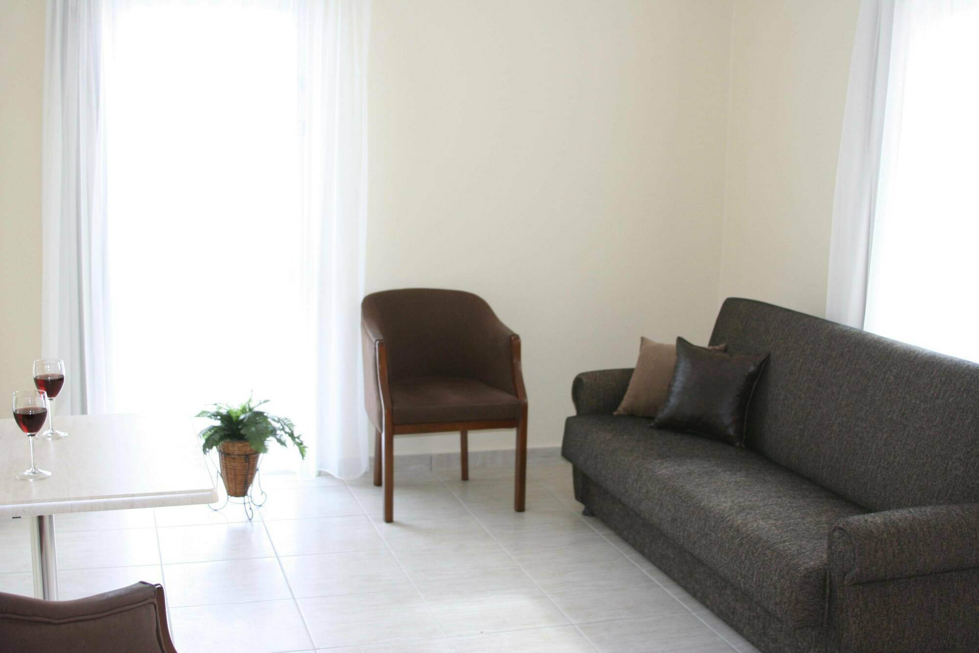 Mackenzie Beach Hotel Larnaca Bilik gambar