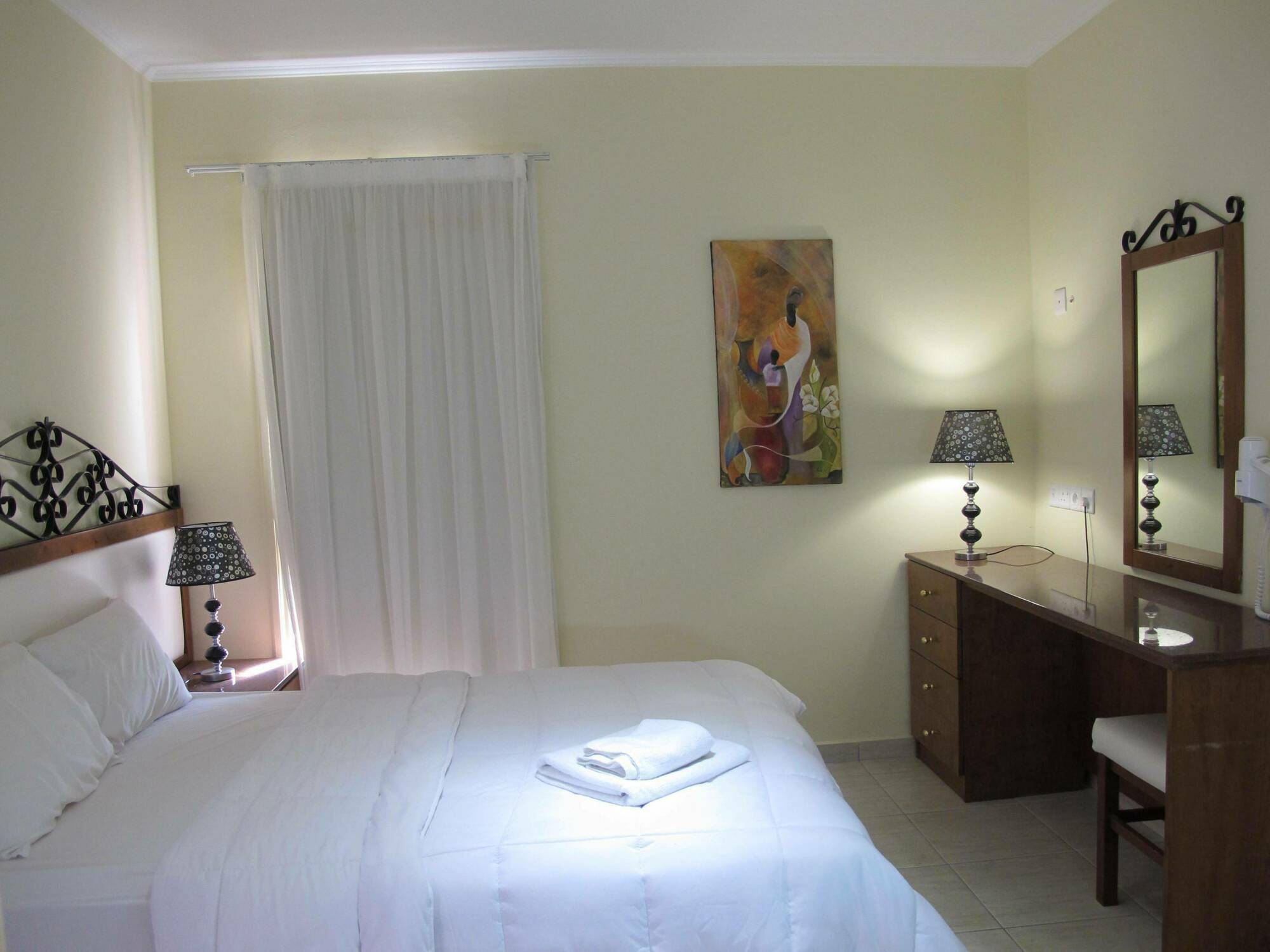 Mackenzie Beach Hotel Larnaca Luaran gambar